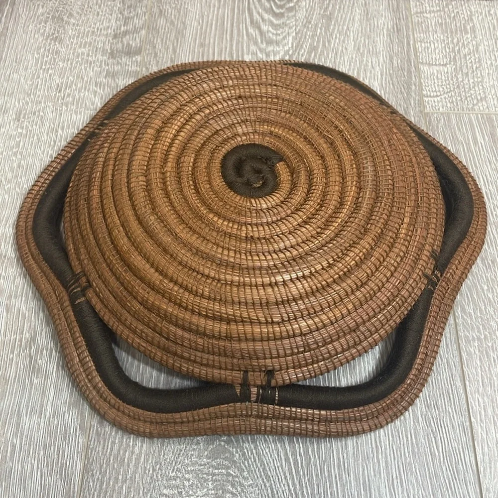 Nicaraguan Hand Made Pine Needle Coil Basket